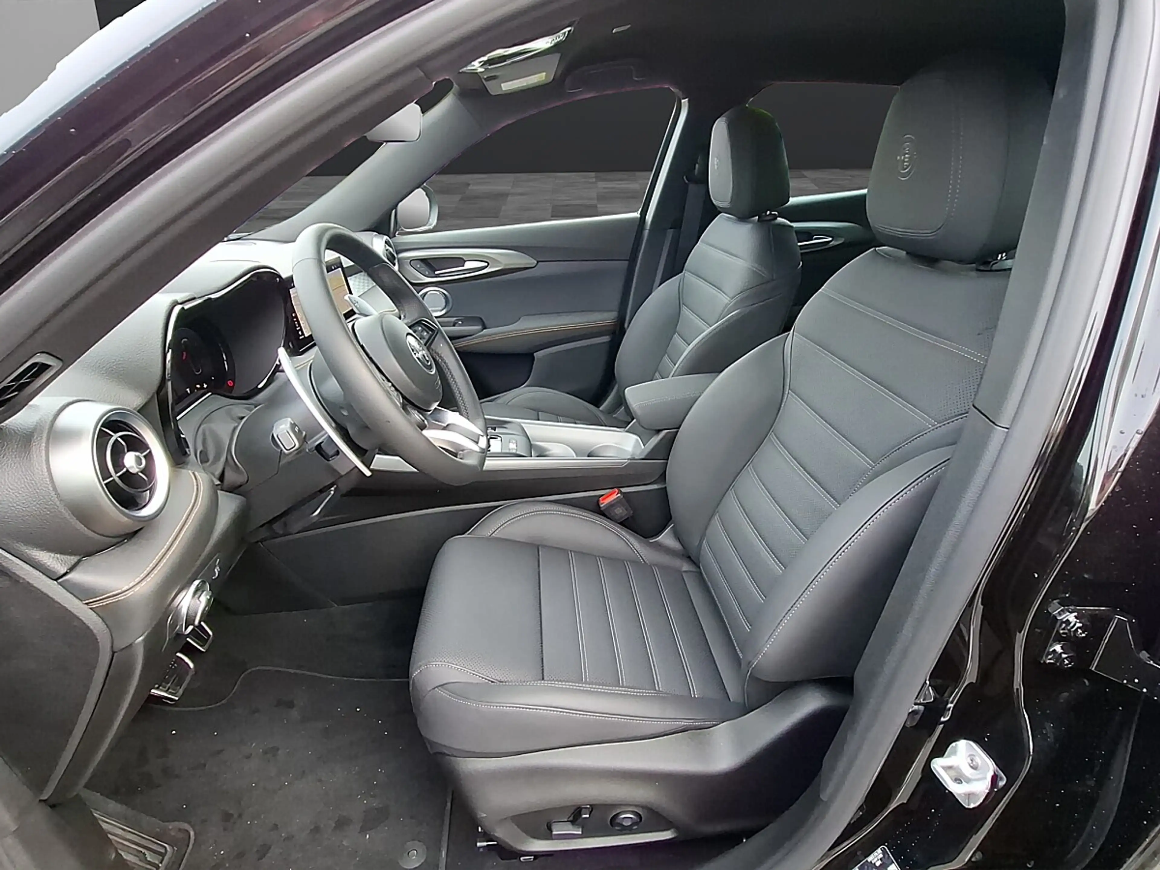 Alfa Romeo Tonale 1.5 Mild Hybrid Ibrida FWD Veloce — photo 9