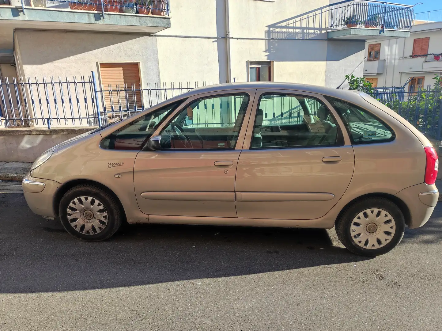 Citroen Xsara Xsara Picasso Picasso 1.8 16v Classique Bej - 1