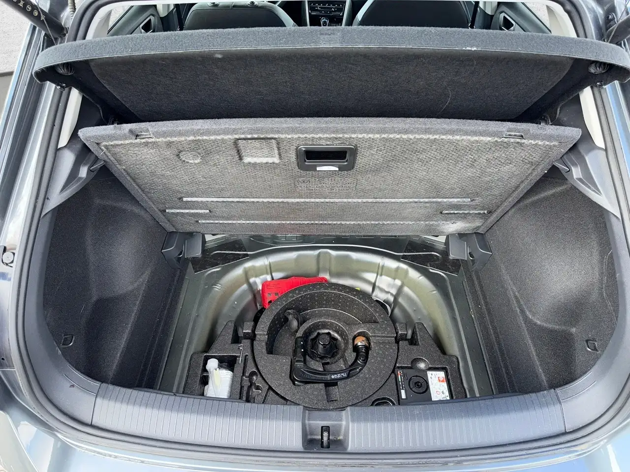 Volkswagen T-Roc Style AHK Carplay DAB Lane Assist Rear View Navi 9