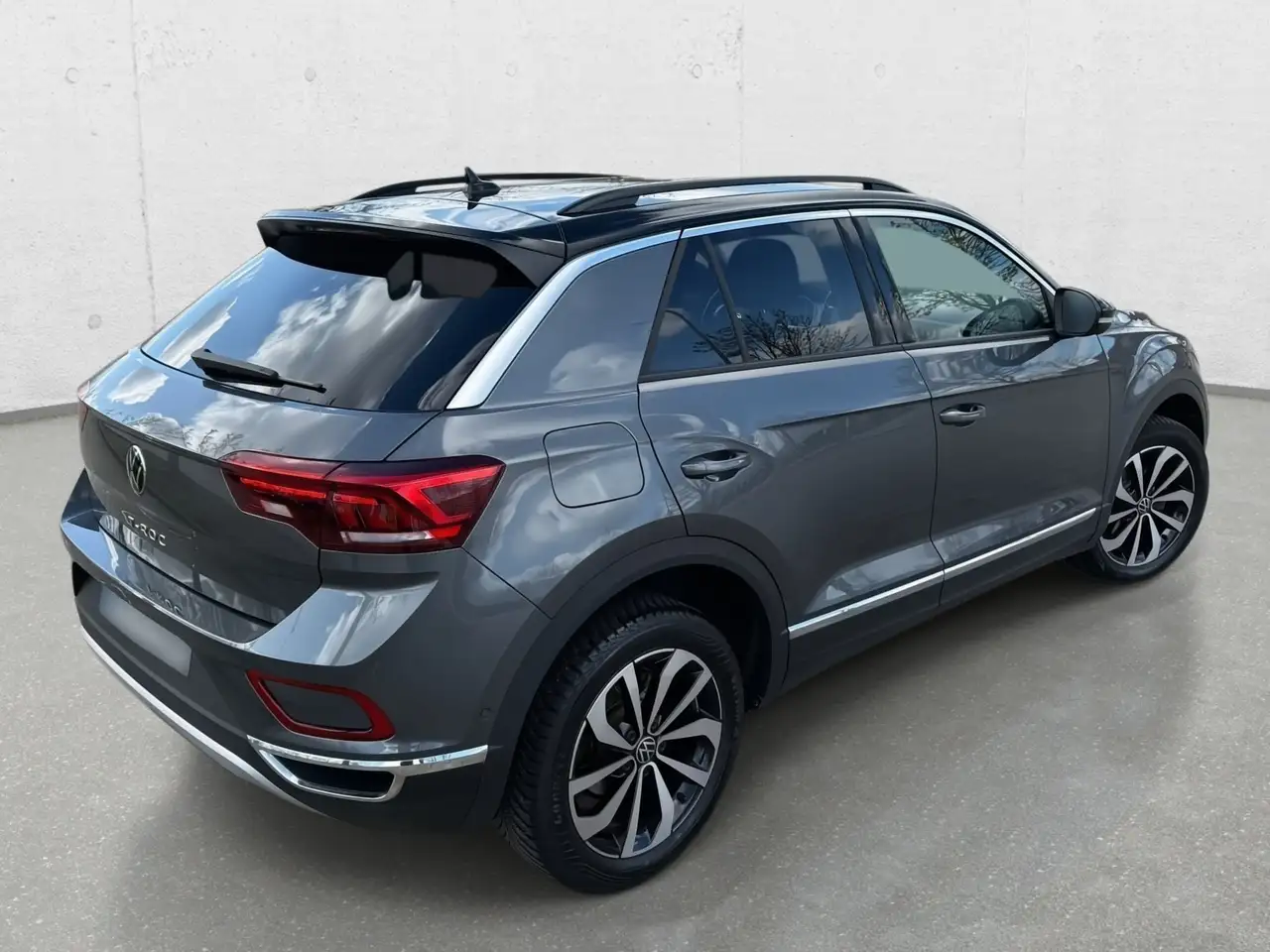 Volkswagen T-Roc Style AHK Carplay DAB Lane Assist Rear View Navi 6