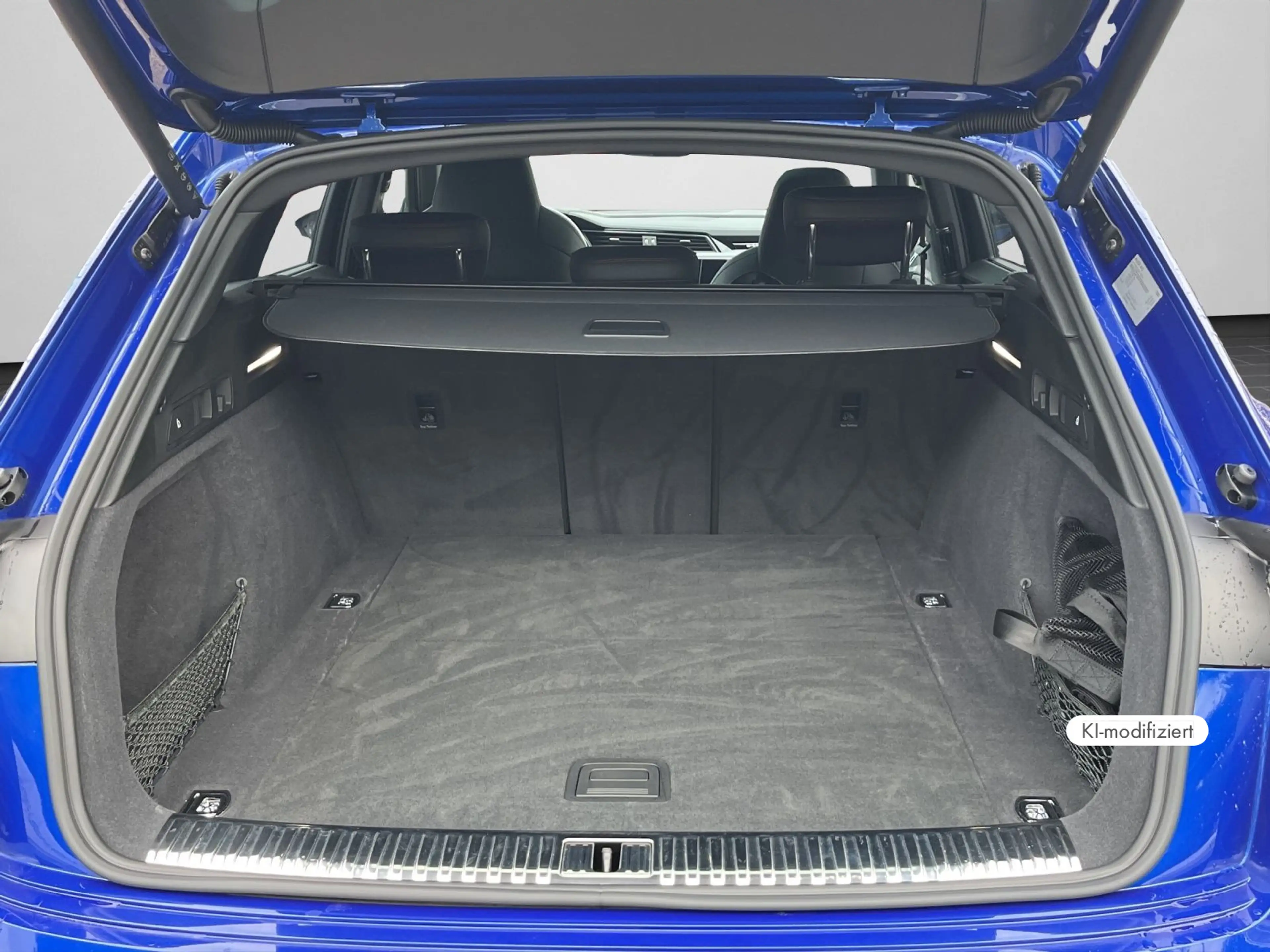 Audi Q8 e-tron S line 55 e-tron quattro AHK B&O PANO — photo 15