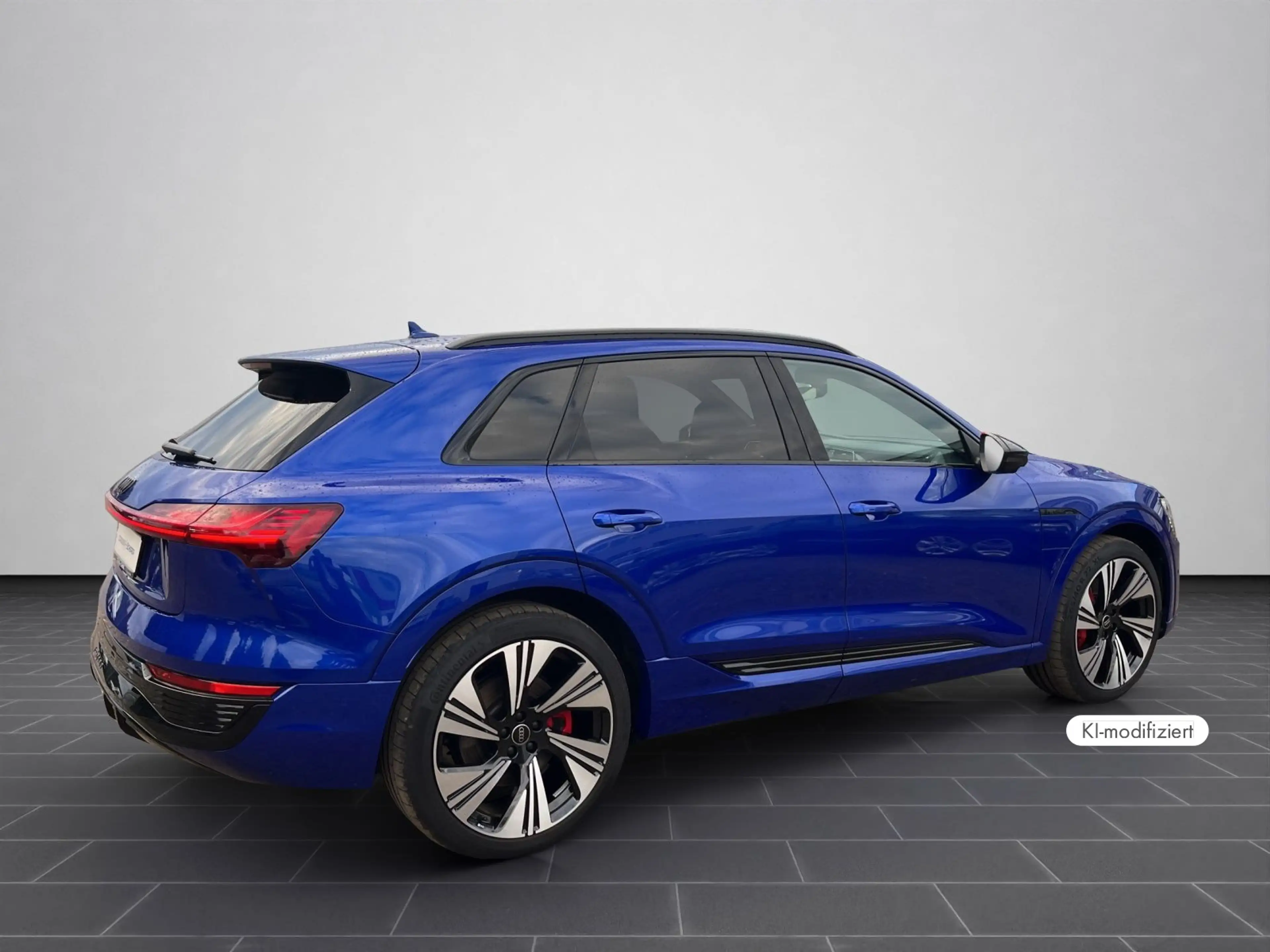 Audi Q8 e-tron S line 55 e-tron quattro AHK B&O PANO — photo 2