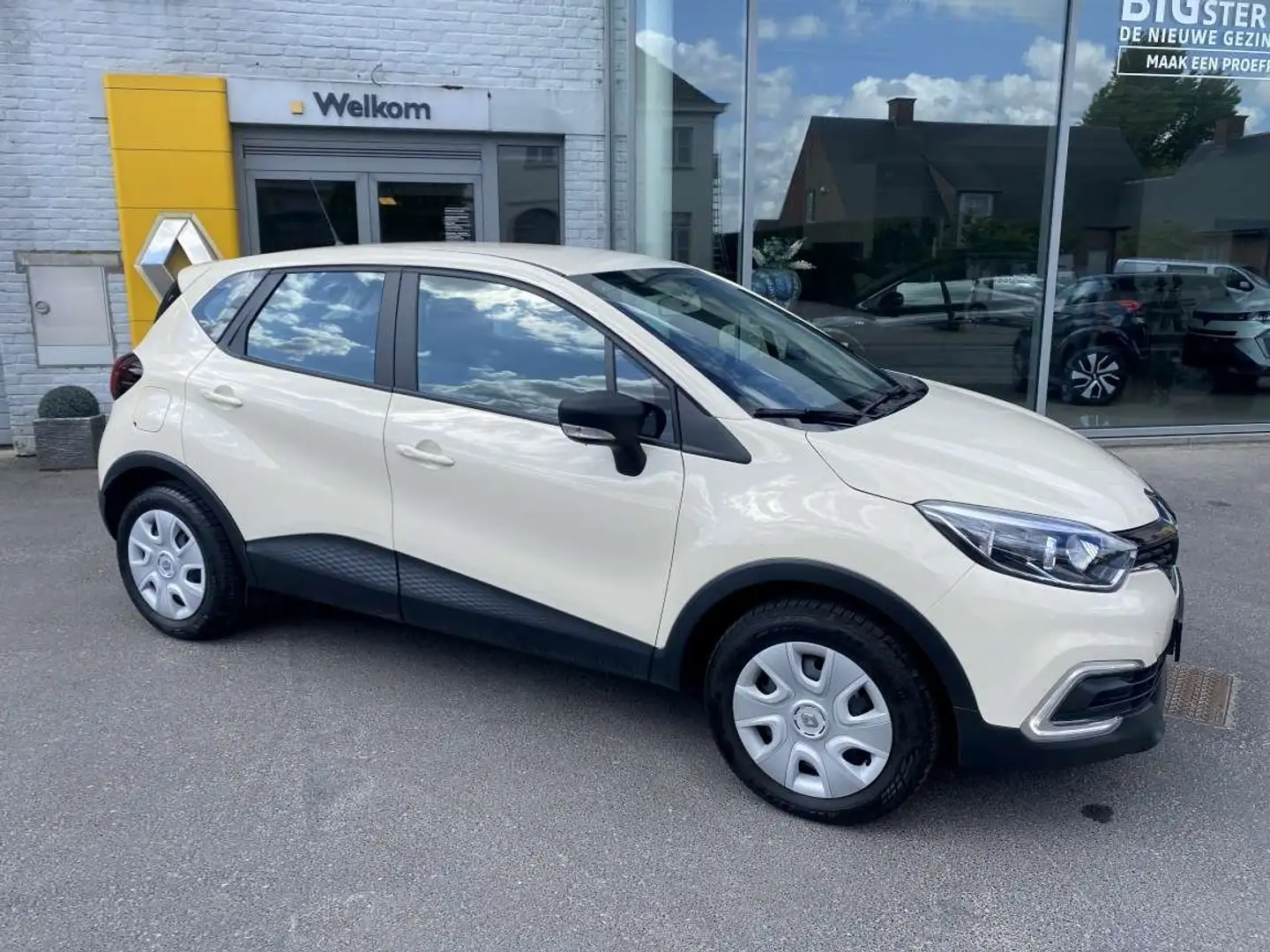 Renault Captur 0.9 TCe Zen (EU6c) Beige - 1