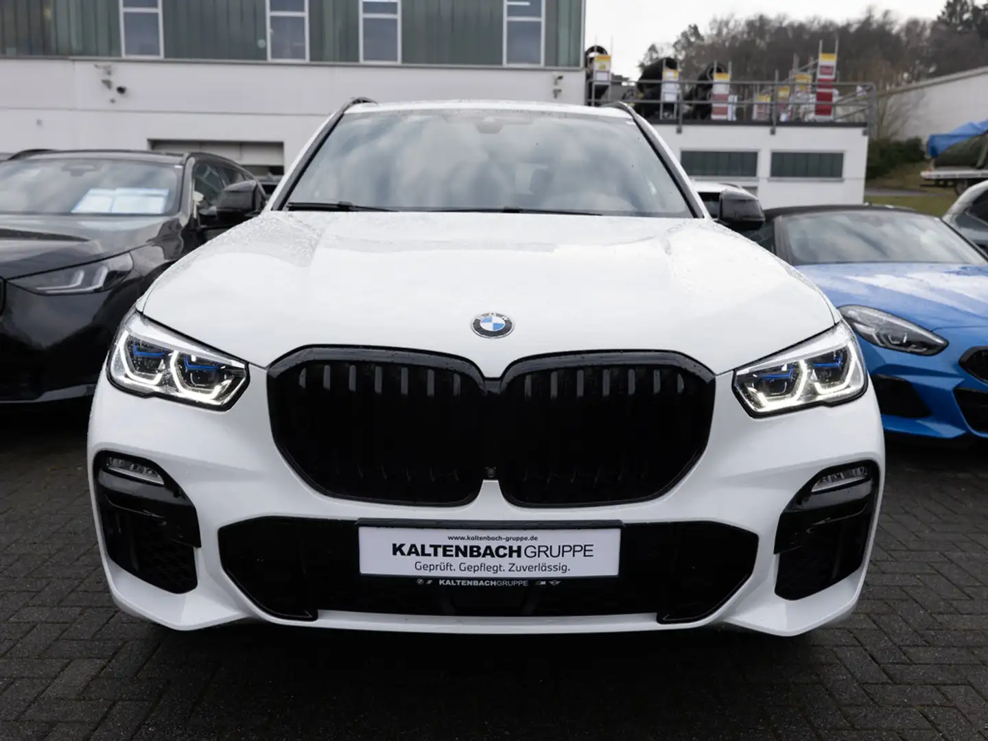 BMW X5 M 50d AHK HUD 360° LASER LED STANDHZ NAVI Blanc - 2