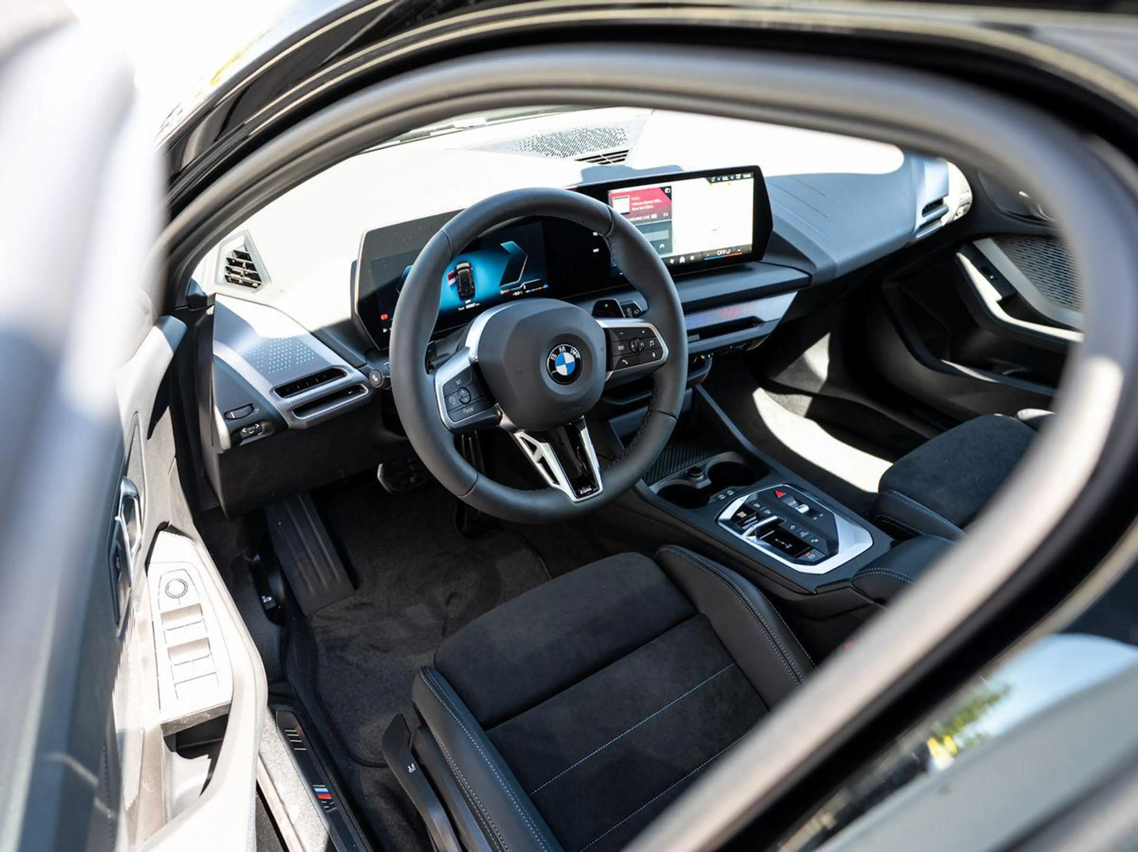 BMW 118 d M Sport PANO aLED KoZg eKlappe Lenkr-Heiz — photo 8