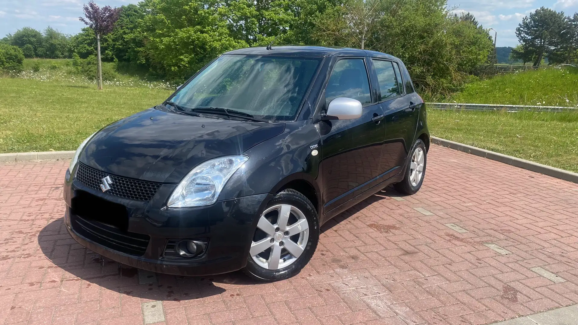 Suzuki Swift 1.3 DDiS 75ch In The City - 1