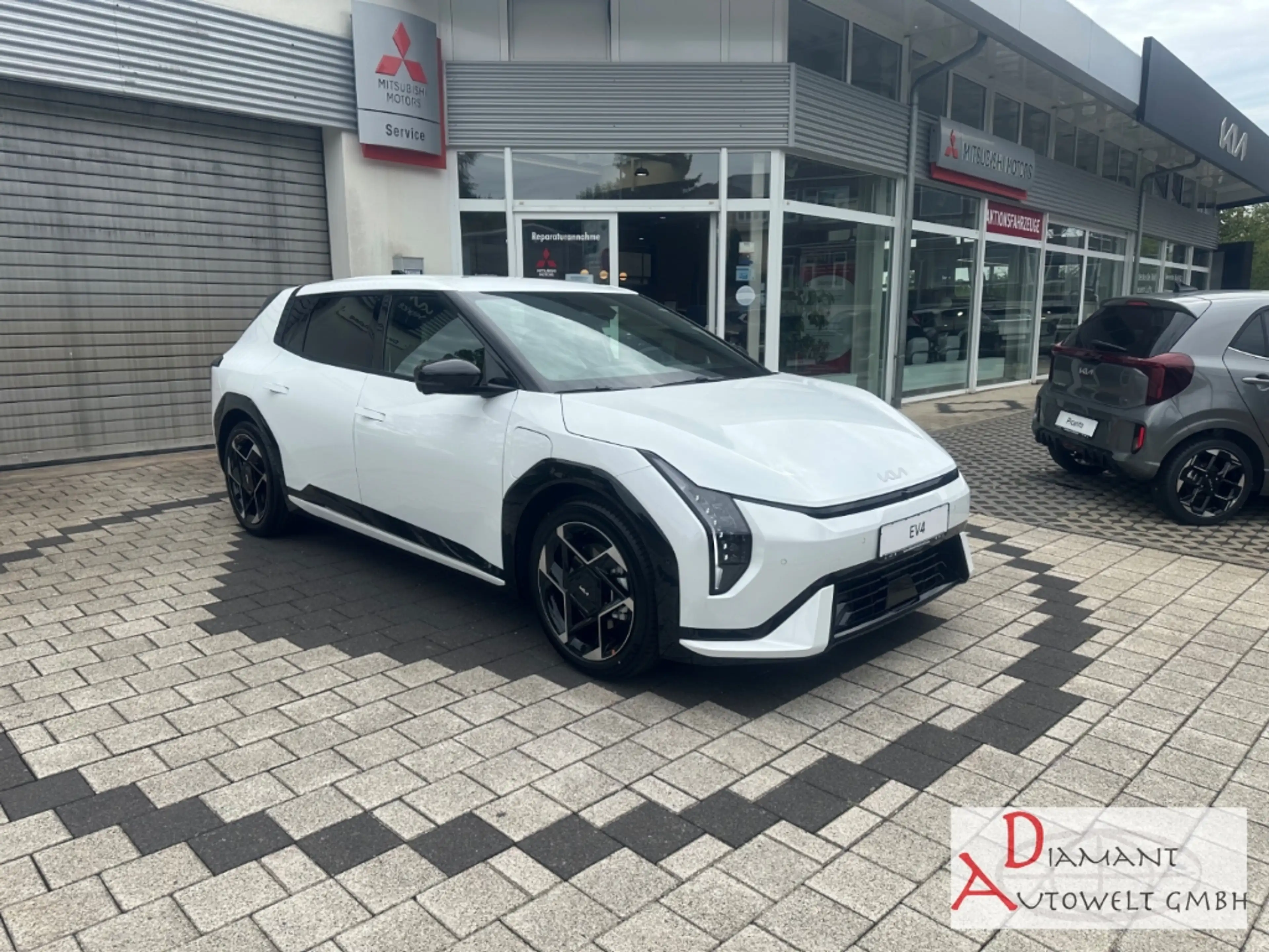 Kia EV4 81 KW FWD GT-Line DriveWise-, Comfort-, Connect-Pa — photo 3