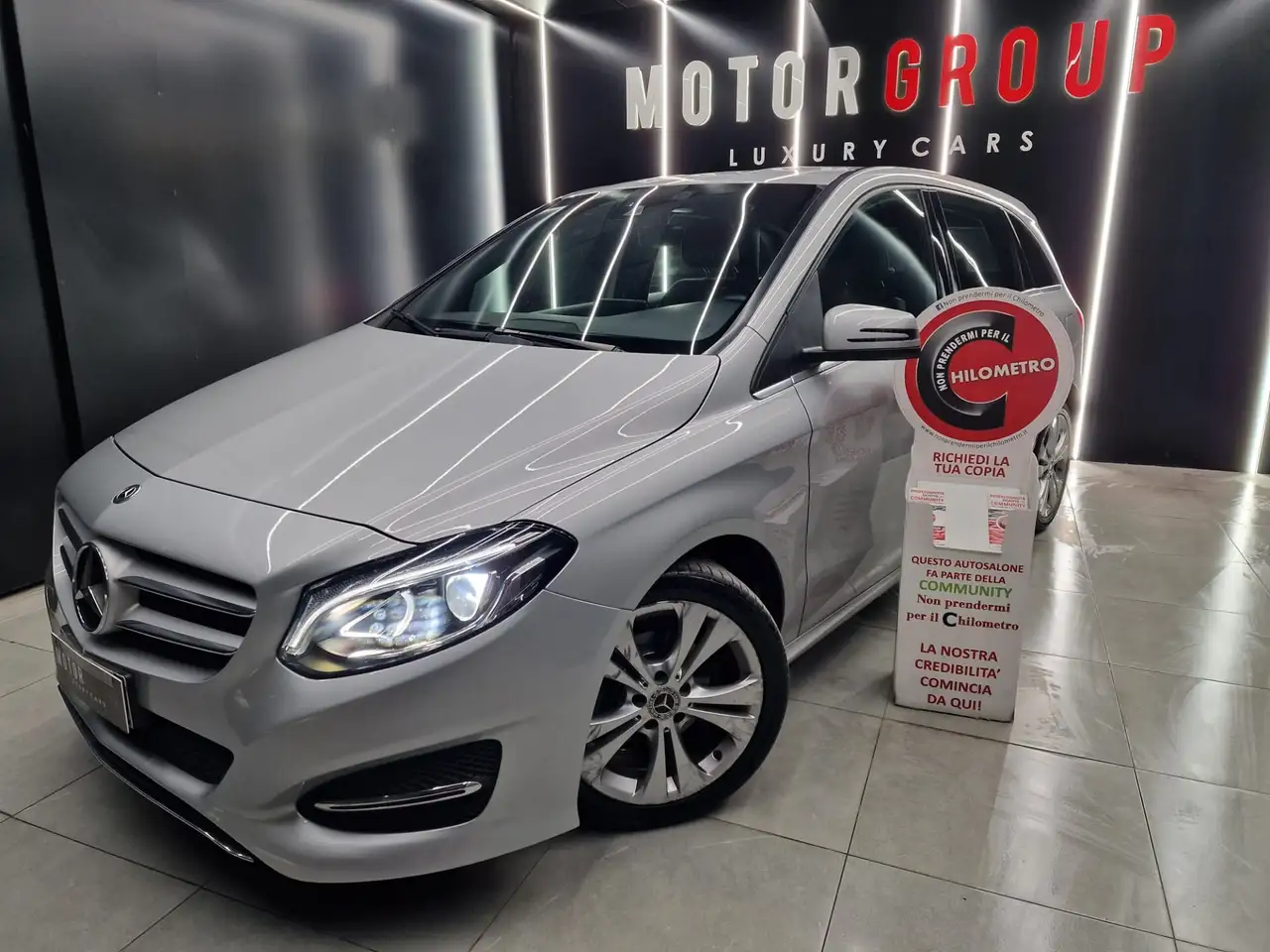 Mercedes-Benz B 180