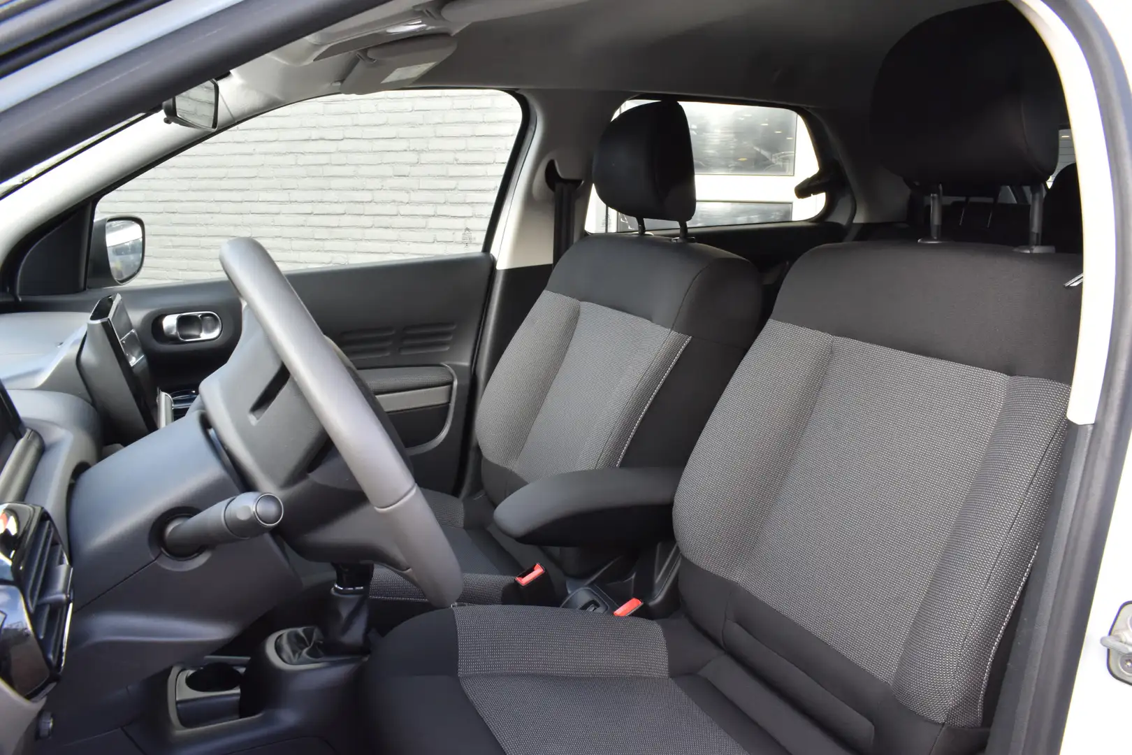 Citroen C4 Cactus PureTech 82 White Airconditioning | Camera achter Fehér - 2