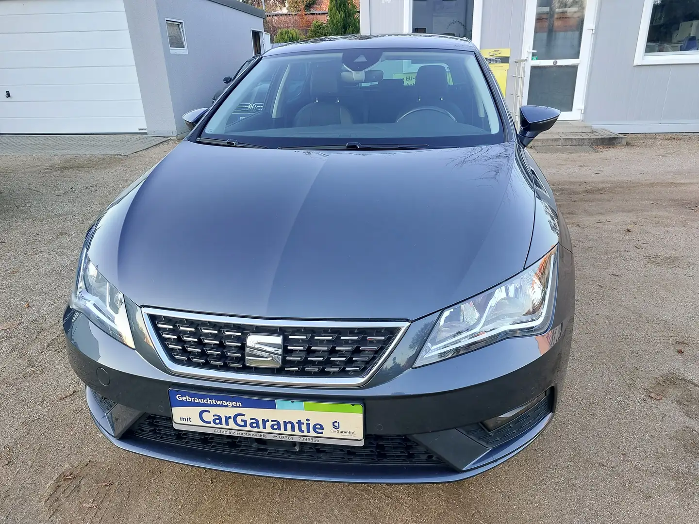 SEAT Leon Xcellence, 1.5 TSI,Navi,LED, PDC, AHZV,Klimaautom. Grau - 2