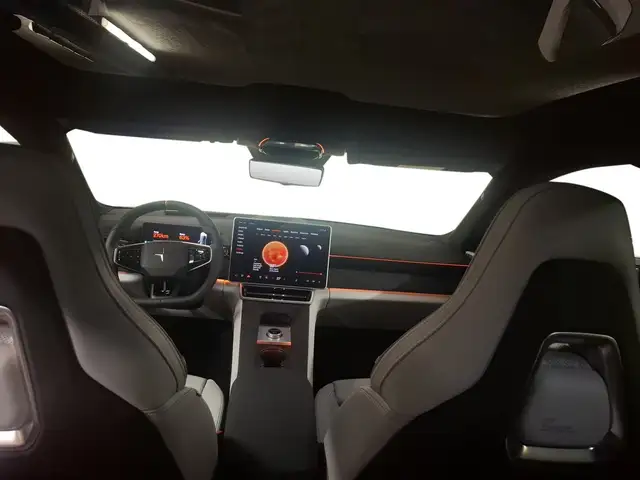 Polestar 4 Polestar 4 Long Range Dual Motor Long Range Dual Ansicht 10