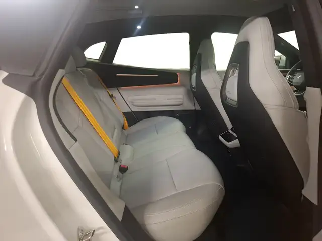 Polestar 4 Polestar 4 Long Range Dual Motor Long Range Dual Ansicht 17