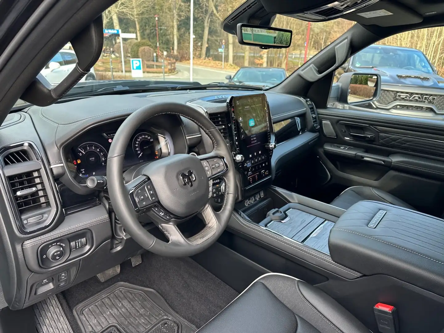 Dodge RAM 1500 Crew Cab 4x4 Limited Night 3.0L Fekete - 2