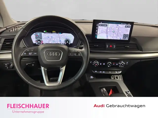 Audi Q5 view 15