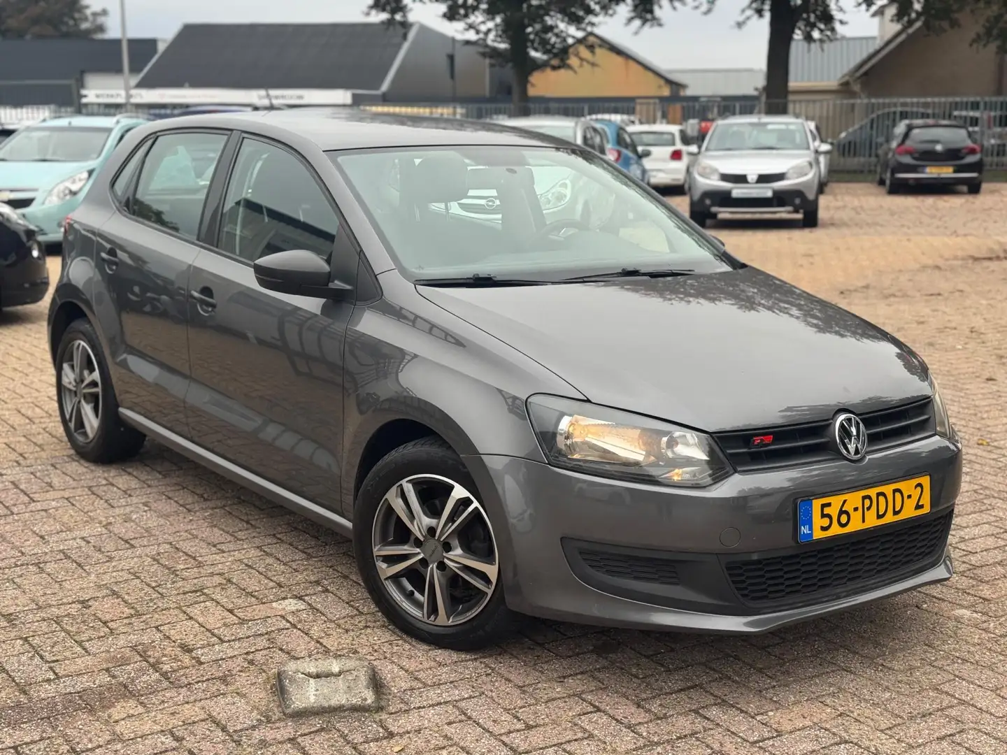 Volkswagen Polo 1.2-12V AIRCO NAVIGATIE APK NW.KETTING PERFECT OND Grijs - 2