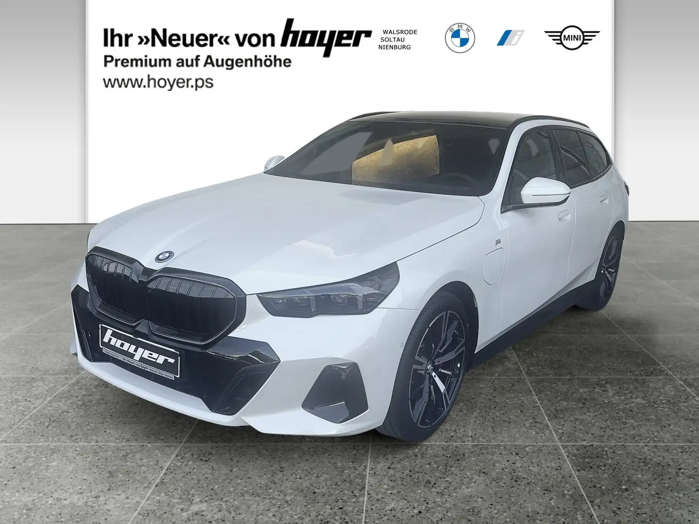 BMW 530 e xDrive Touring M Sportpaket DAB LED AHK B&K Weiß - 1
