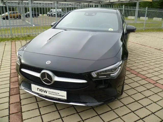 Mercedes-Benz CLA 200 CLA 200 Shooting Brake 7G DCT Progressive