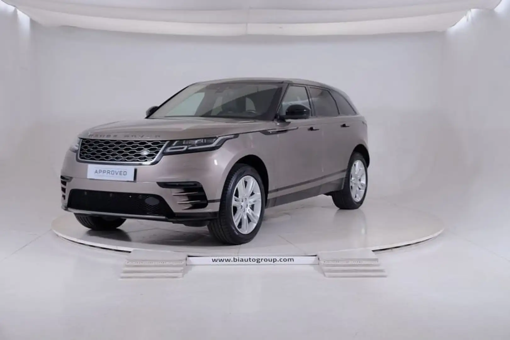 Land Rover Range Rover Velar 2017 Diesel 2.0d i4 R-Dynamic S 240cv auto m Bronzo - 1