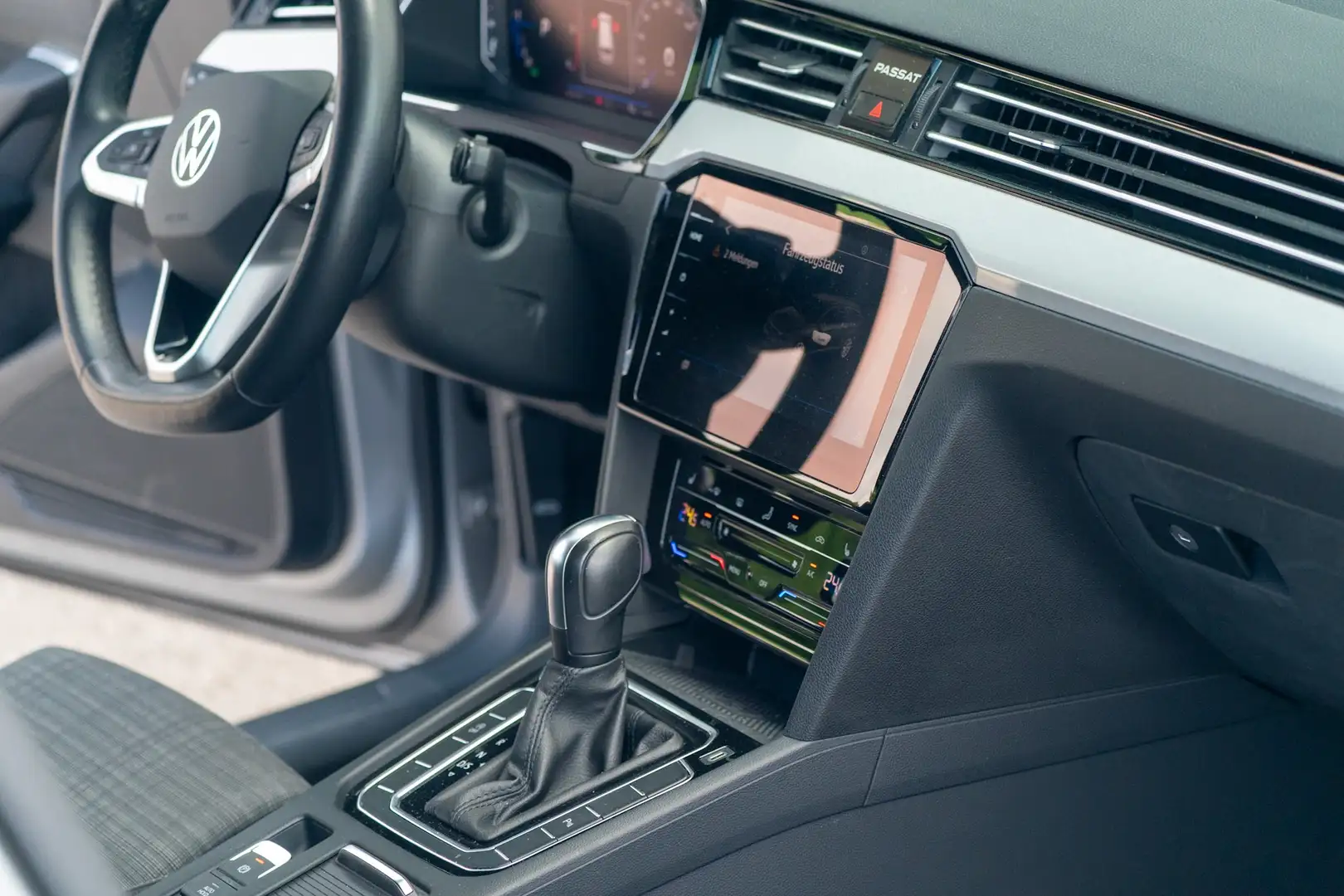 Volkswagen Passat Virtual 2.0 TDI DSG | Navi | LED | Kamera | ACC Plateado - 1