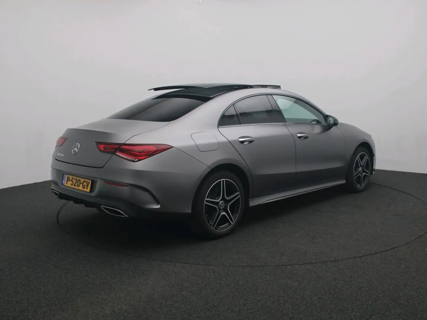 Mercedes-Benz CLA 250 e Business Solution AMG Limited / Panoramadak/ Nig Gris - 2