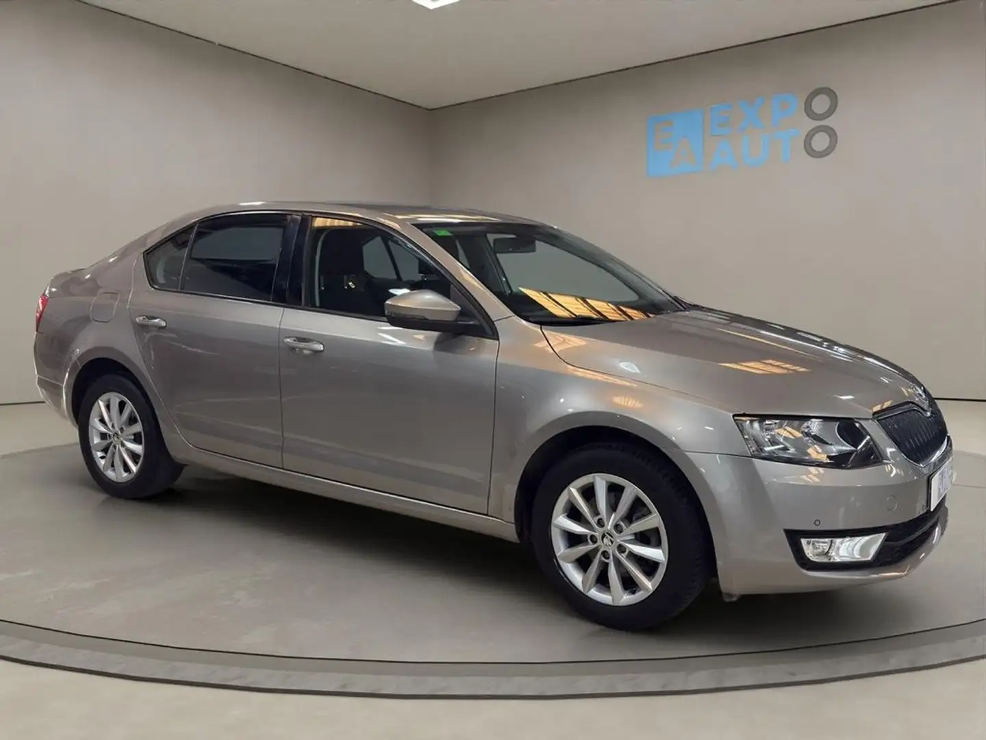 Skoda Octavia 1.6TDI CR Ambition 105 Szary - 1