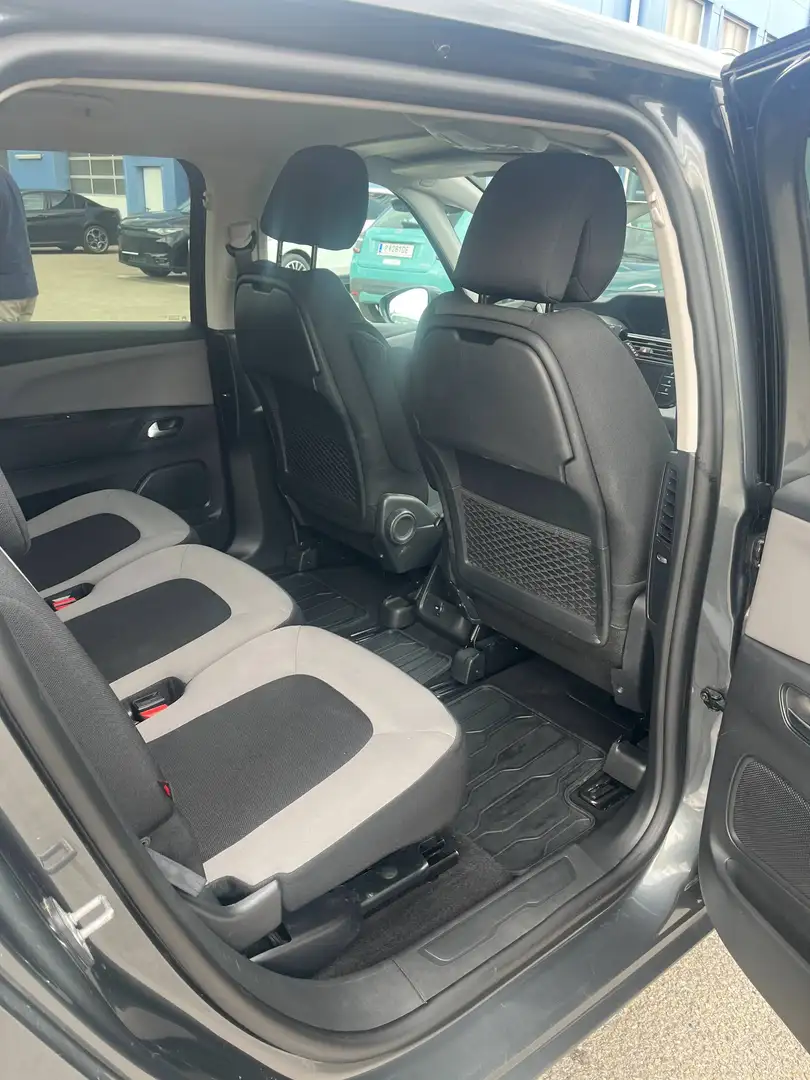 Citroen Grand C4 Picasso Grand C4 Picasso PureTech 130 S Grau - 2