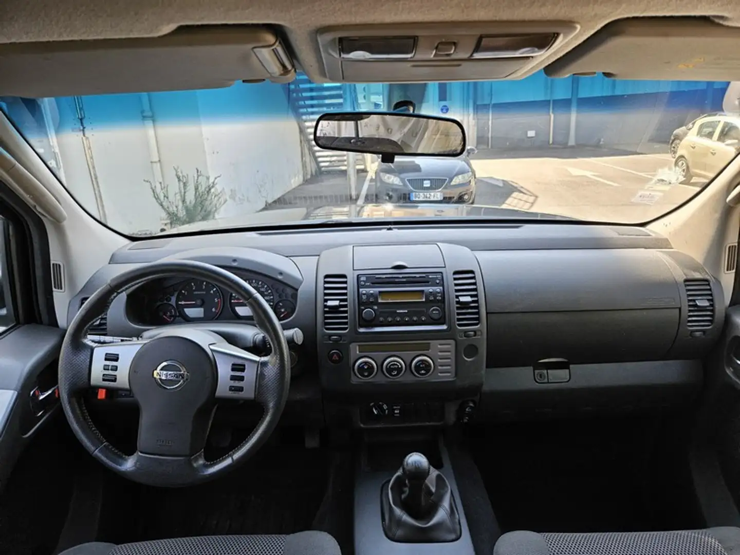 Nissan Navara 2.5 dCi 174 King Cab pour pro ou export - 2