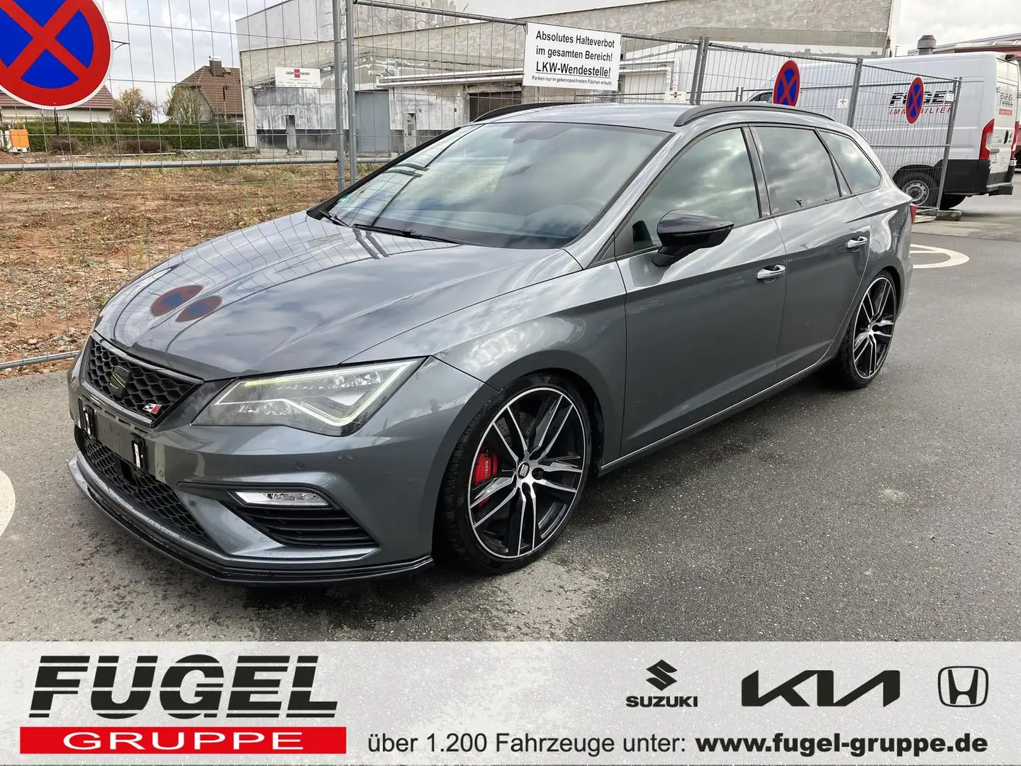 SEAT Leon ST 2.0 16V TSI Cupra 300 4Drive Schalensitze Grau - 1