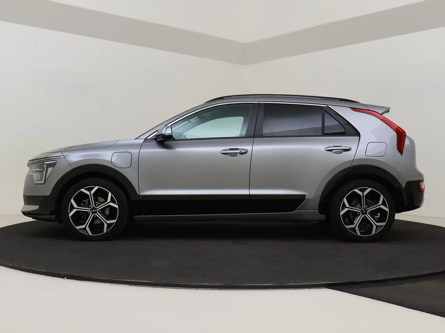 Kia Niro 1.6 GDi PHEV DynamicLine NAVIGATIE | HALF LEDER | Grau - 2