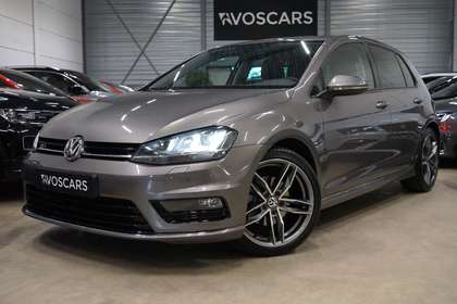 Volkswagen Golf 1.4 TSI R-Line DSG * Keyless - App - Navi - 18" -