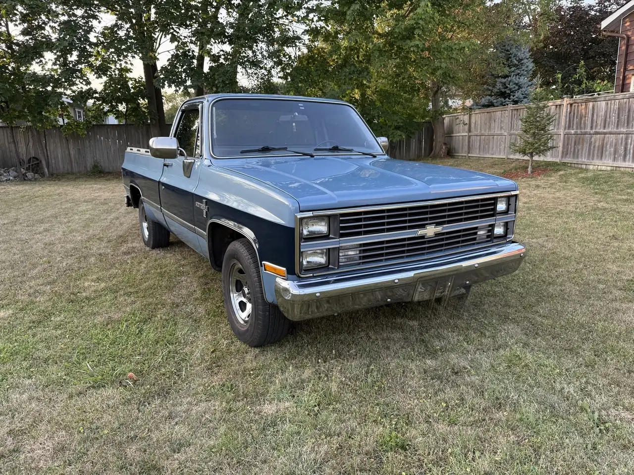 Chevrolet C10 снимка Chevrolet C10