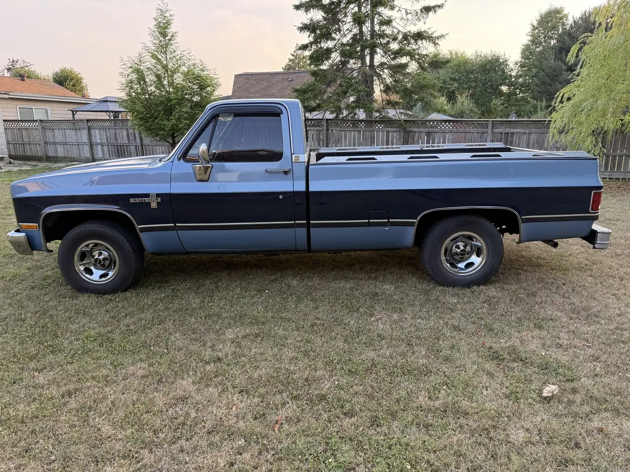 Chevrolet C10 снимка Chevrolet C10