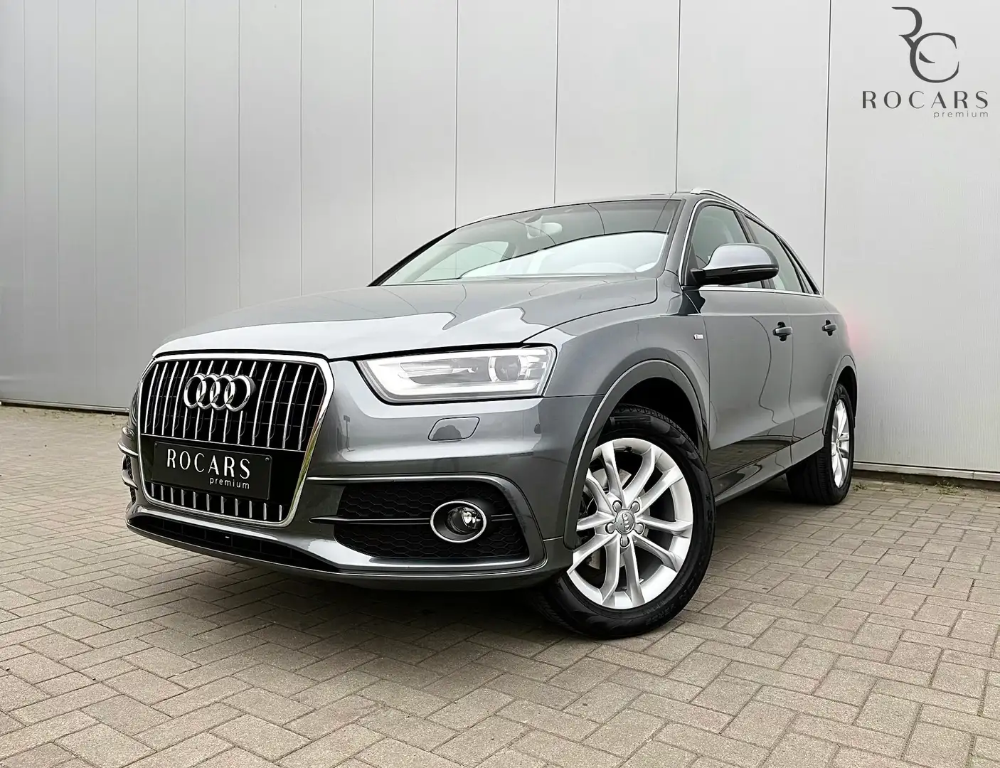 Audi Q3 1.4 TFSI *S LINE* AUTO* GPS* XENON* GARANTIE 1AN Grijs - 1