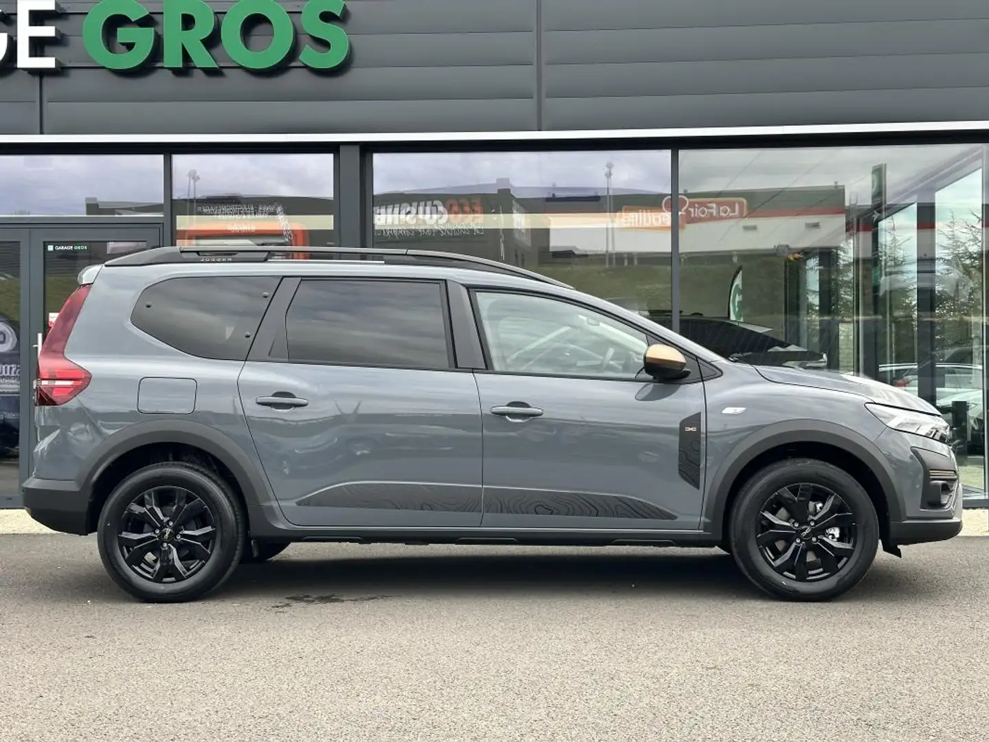 Dacia Jogger ECO-G 100 7 places GSR2 Extreme + Gris - 2