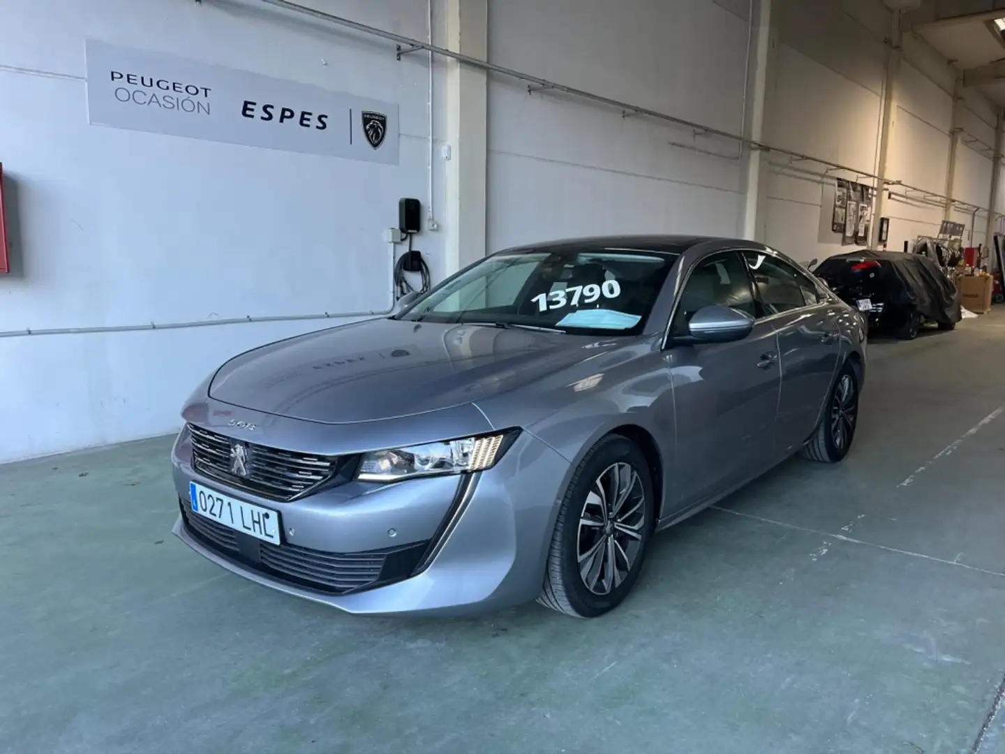 Peugeot 508 1.5BlueHDi S&S Allure EAT8 130 Grijs - 1