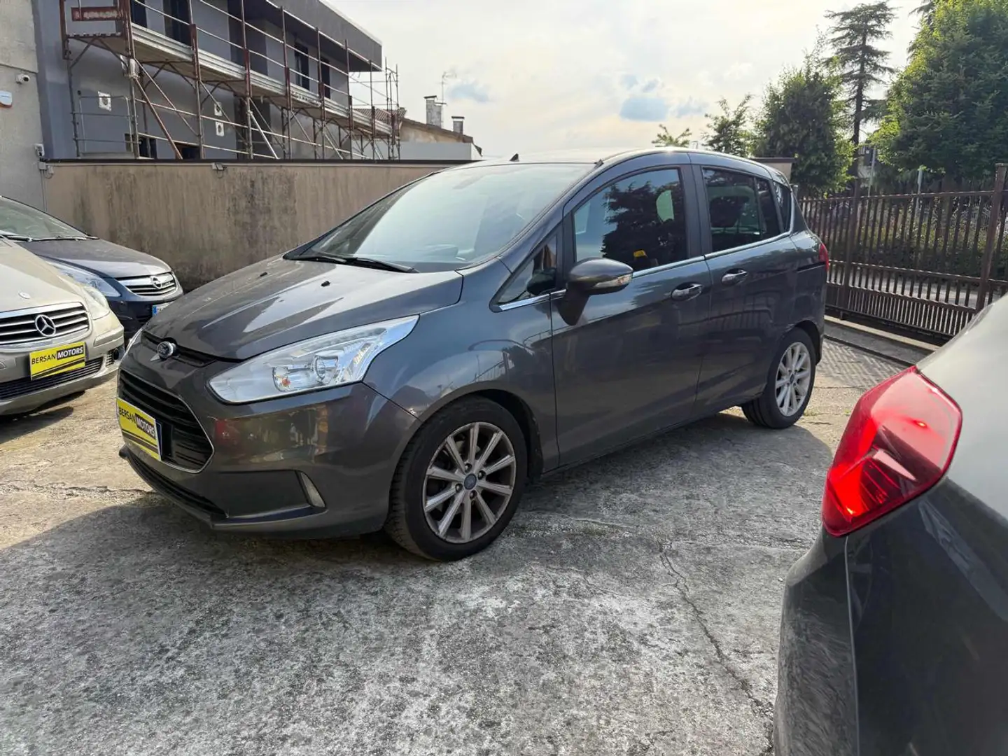 Ford B-Max 1.0 EcoBoost 100 CV Titanium Gris - 1