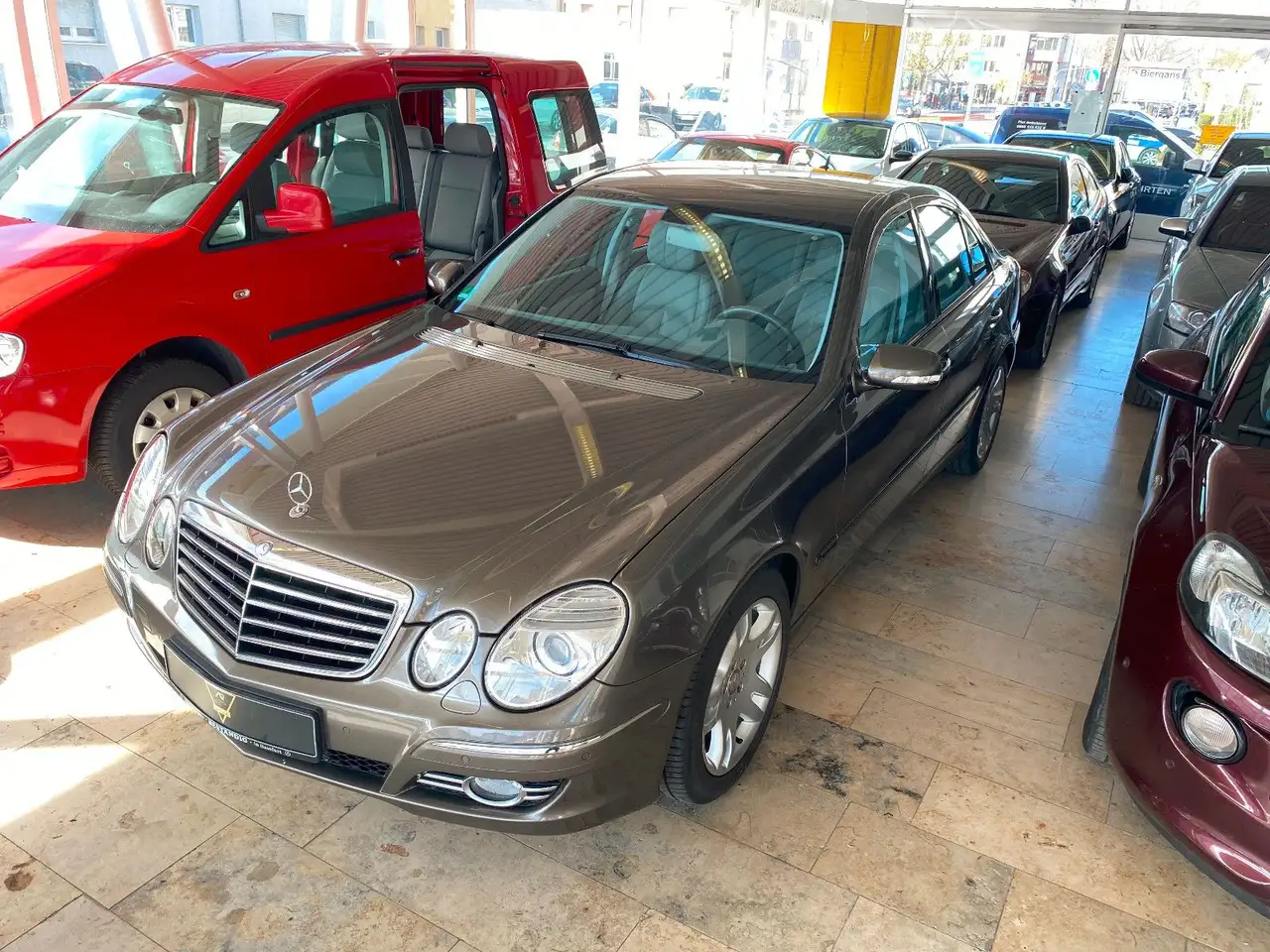 Mercedes-Benz E 280