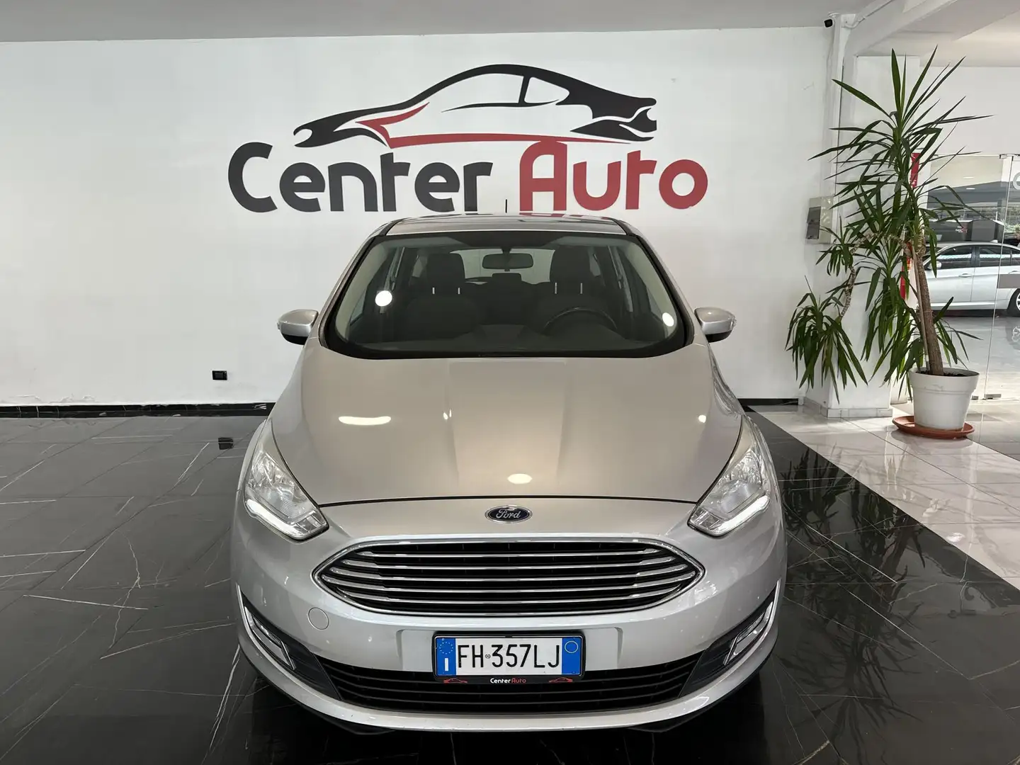 Ford C-Max C-Max 1.5 TDCi 120CV Start&Stop Titanium X Grijs - 2