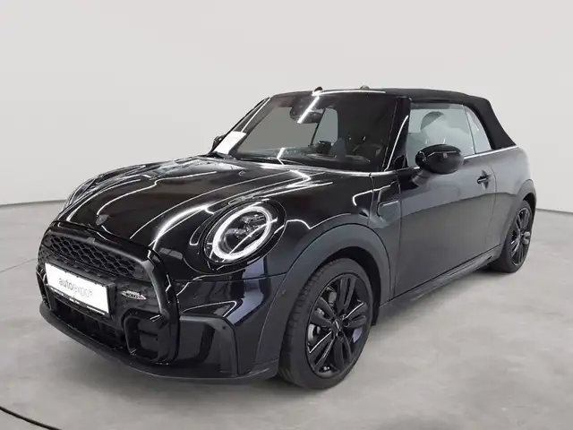 Mini Convertible view 2