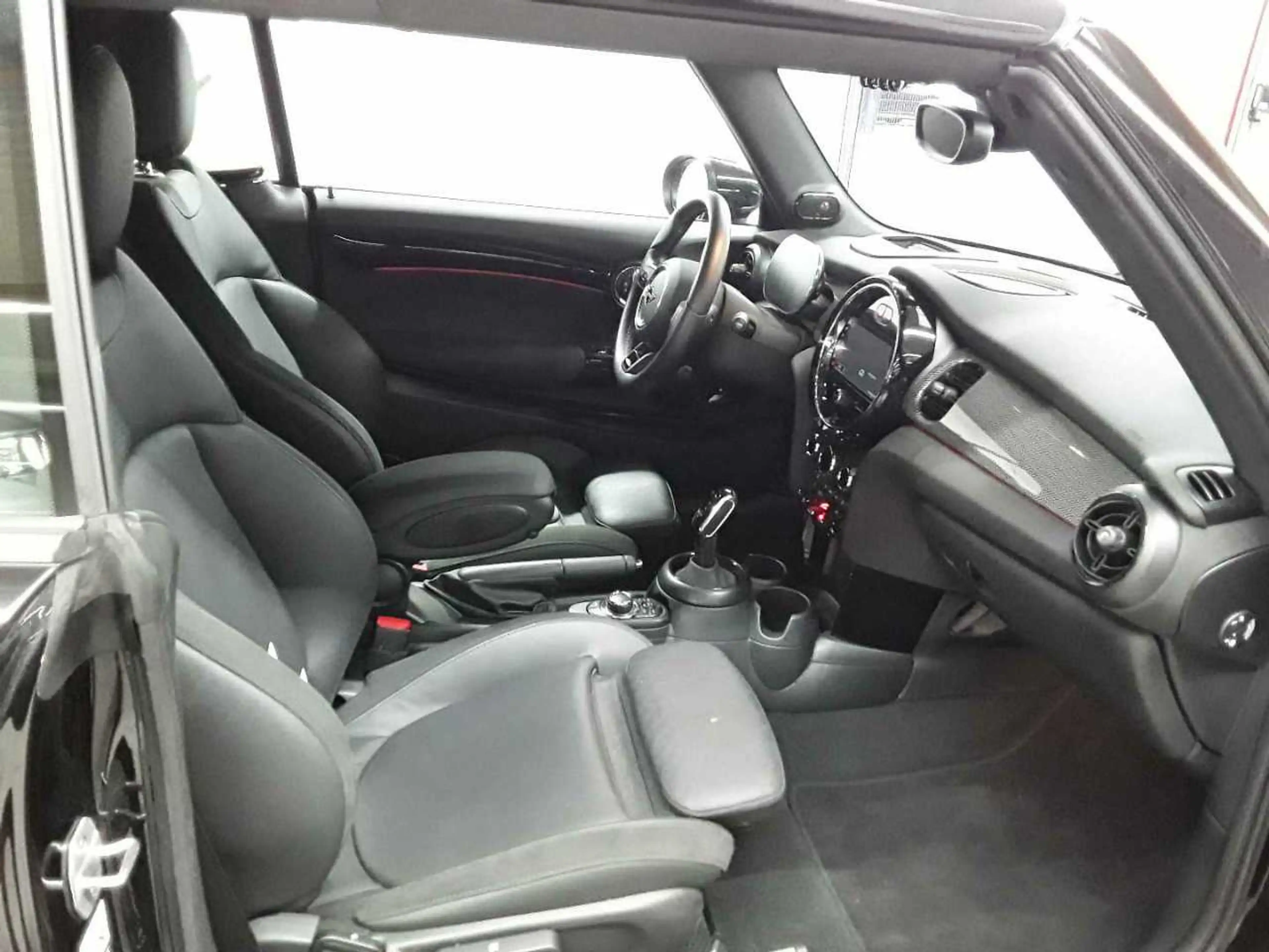 MINI Cooper Cabrio Mini Cooper Cabrio Aut. JCW Trim Navi Leder — photo 8
