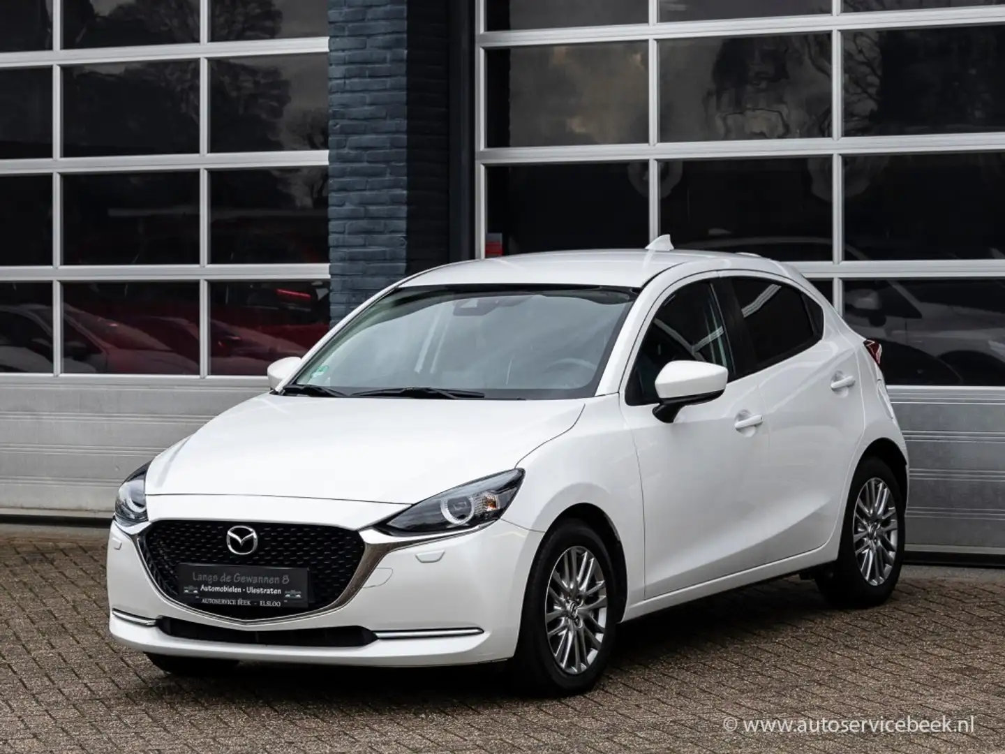 Mazda 2 1.5 SkyActiv-G 90 signature, leder, navigatie Blanco - 1