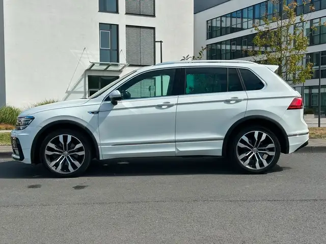 Volkswagen Tiguan view 5