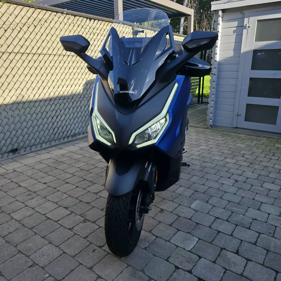 Honda Forza 125