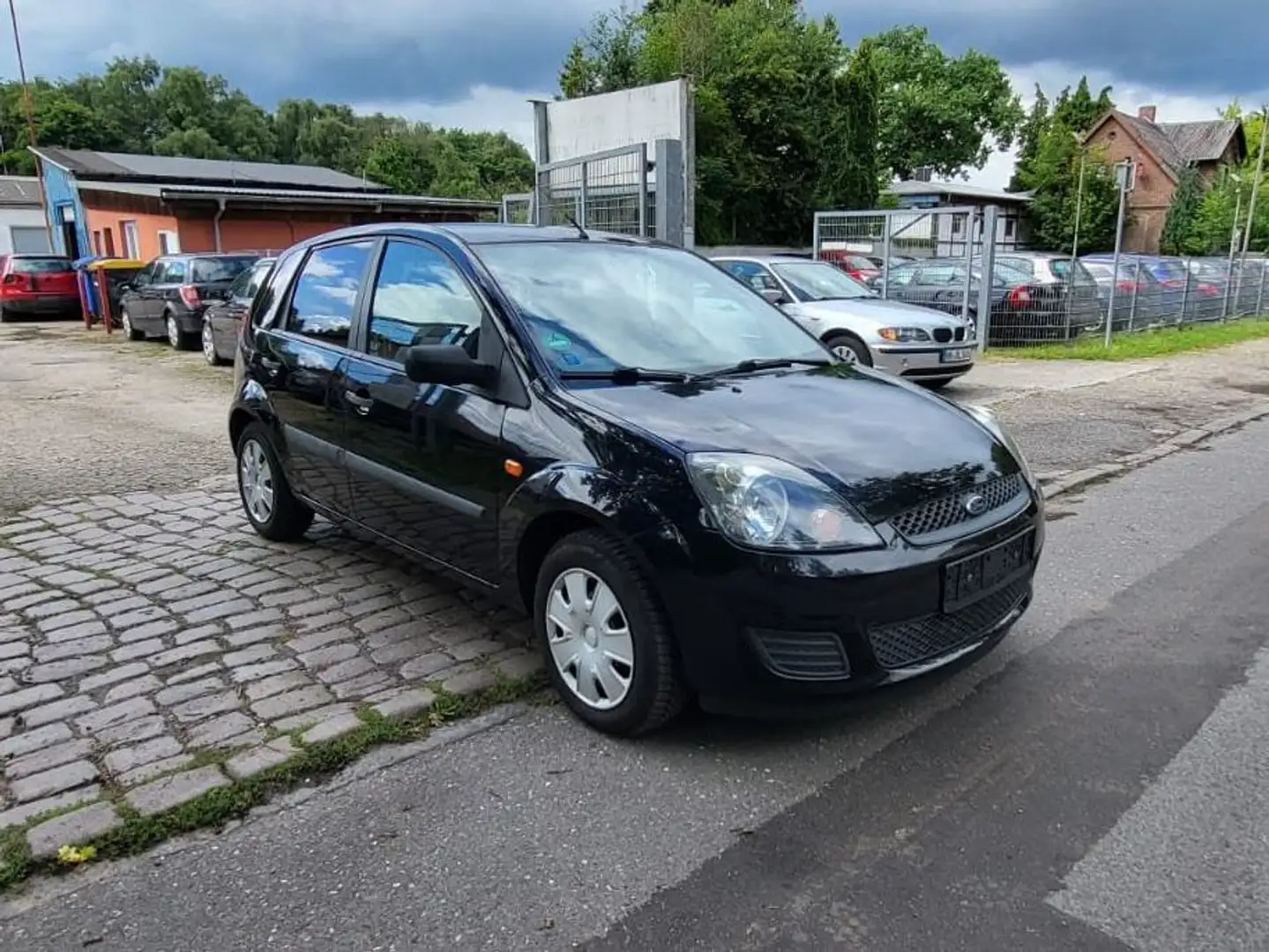 Ford Fiesta Fun X - 1