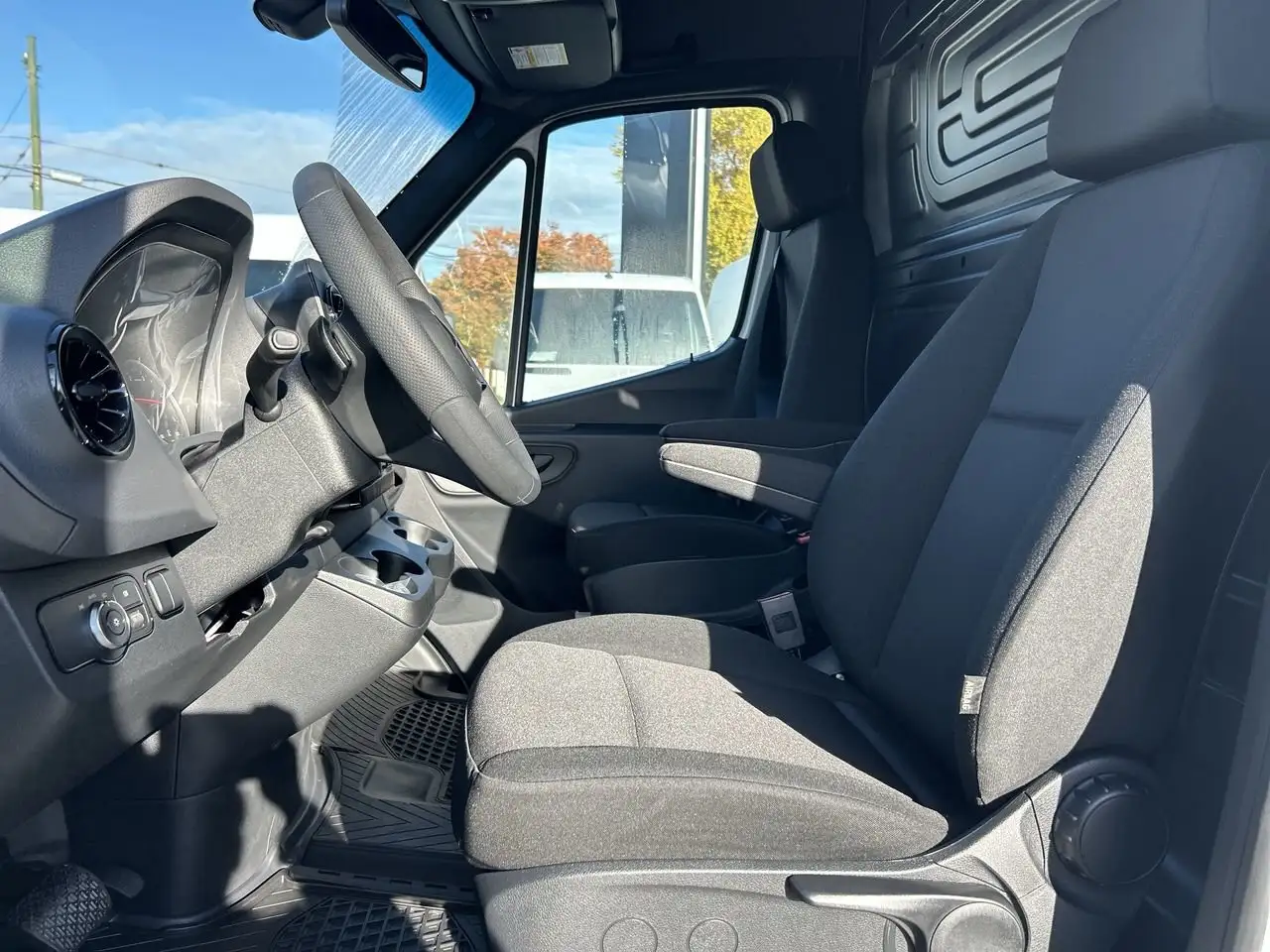 Mercedes-Benz Sprinter снимка Mercedes-Benz Sprinter