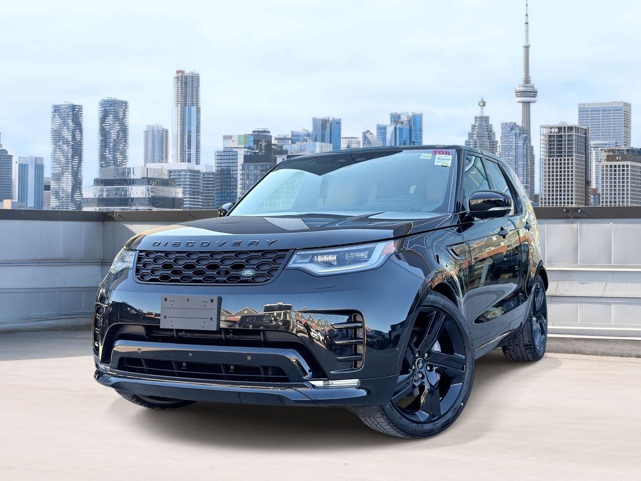 2026 Land Rover Discovery P300 Dynamic SE
