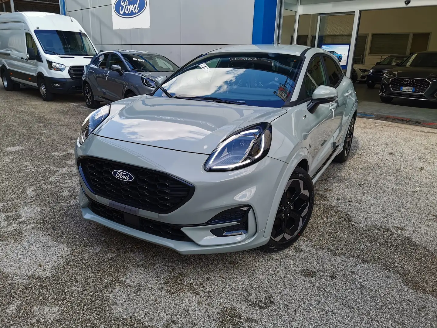 Ford Puma 1.0 EcoBoost Hybrid 125cv S&S ST-Line X Gris - 1