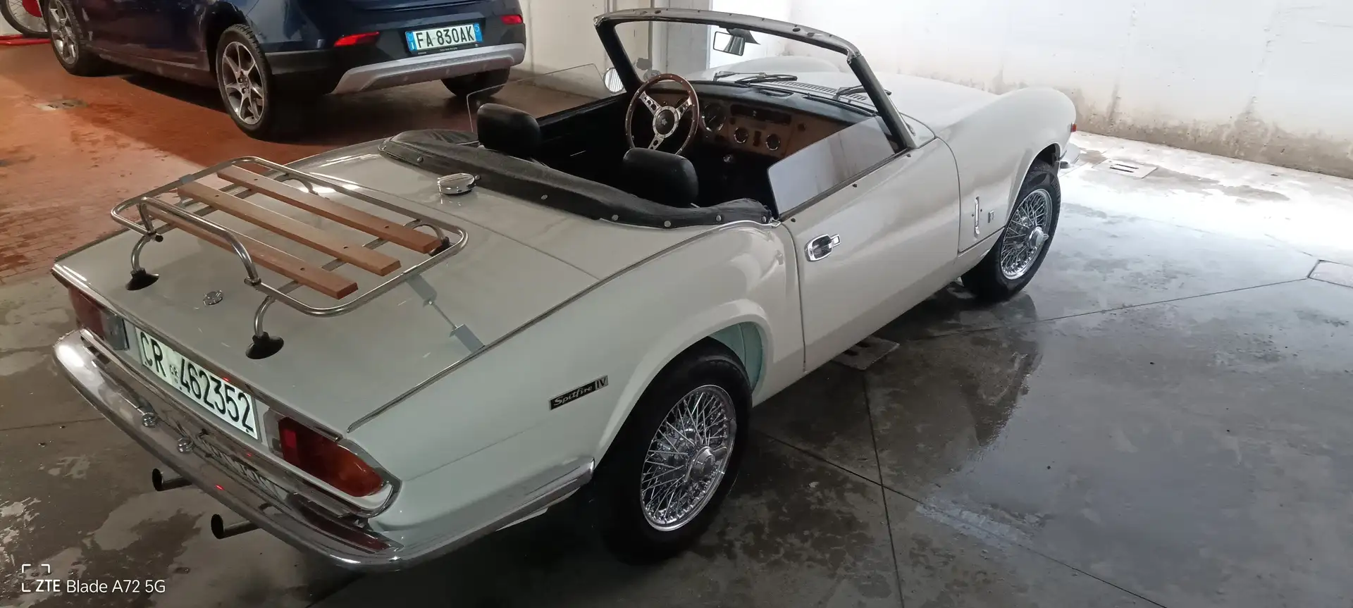 Triumph Spitfire MK. IV Blanc - 1