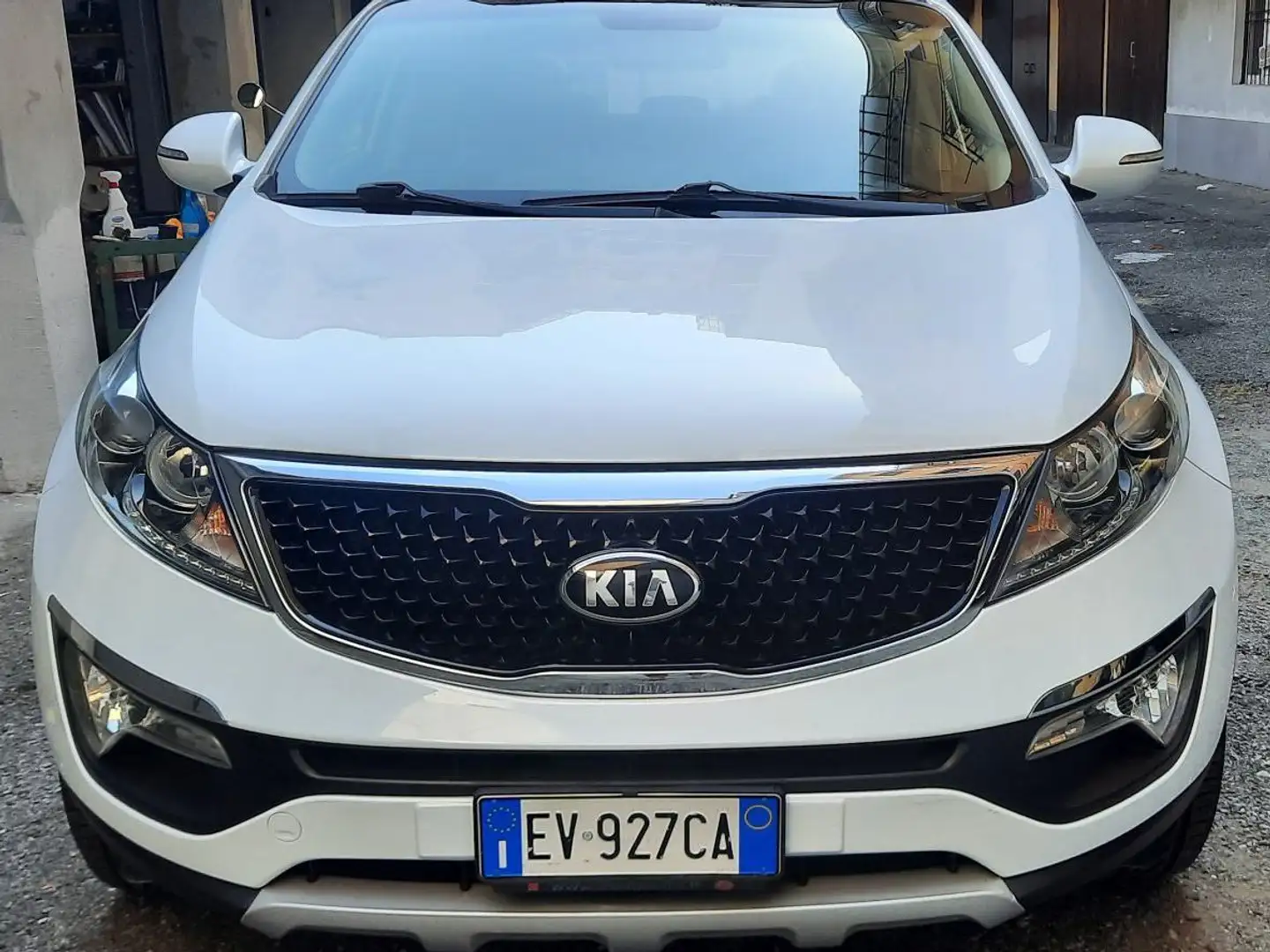 Kia Sportage Sportage III 2010 2.0 crdi Rebel Awd 184cv Bianco - 2