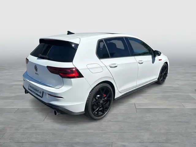 Volkswagen Golf view 5
